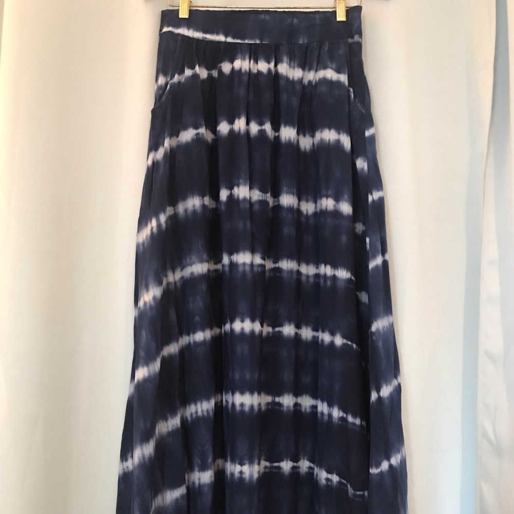 Maxi skirt